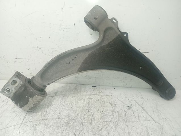 Silentblock przedniego wahacza dolnego 13257785 OPEL