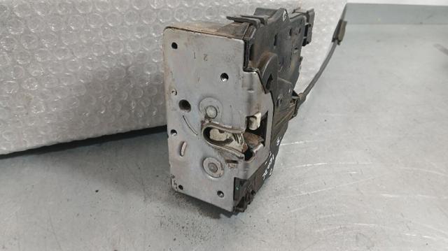 Zamek drzwi tylnych lewych 13258265 OPEL