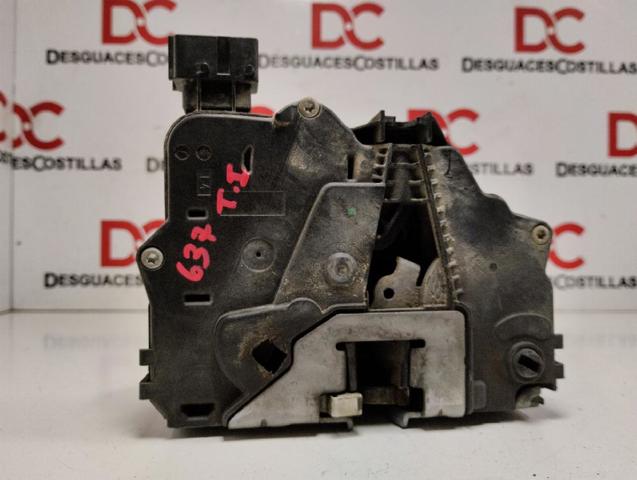 Zamek drzwi tylnych lewych 13258265 OPEL