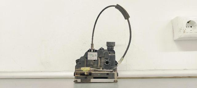 Zamek drzwi tylnych lewych 13258265 OPEL