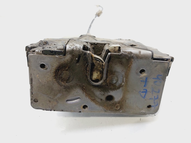 Zamek drzwi tylnych prawych 13258267 OPEL
