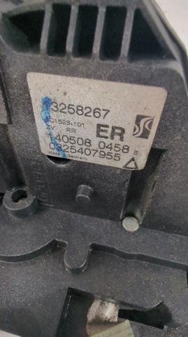 Zamek drzwi tylnych prawych 13258267 OPEL