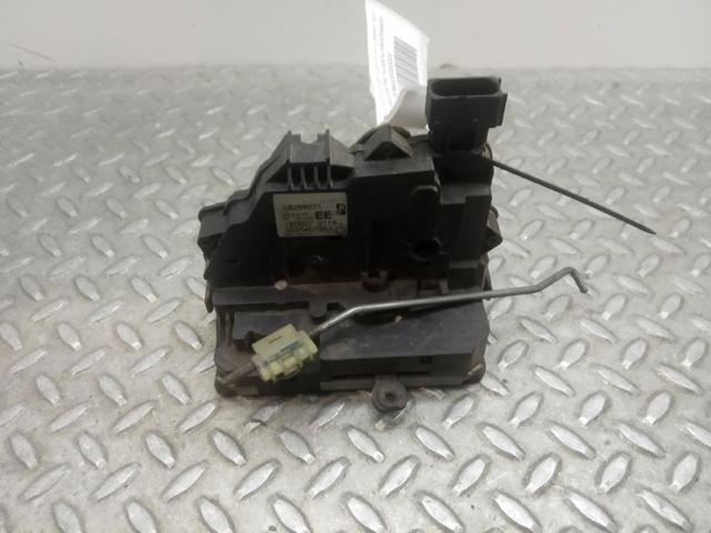 Zamek drzwi przednich lewych 13258271 OPEL