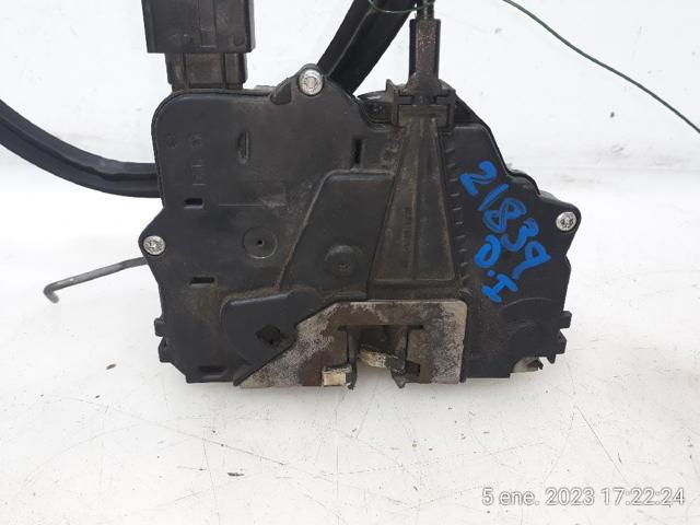 Zamek drzwi przednich lewych 13258271 OPEL