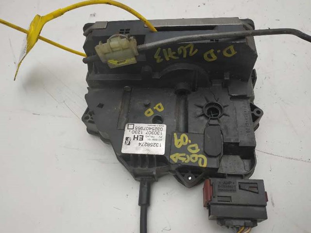 Zamek drzwi przednich prawych 13258274 OPEL