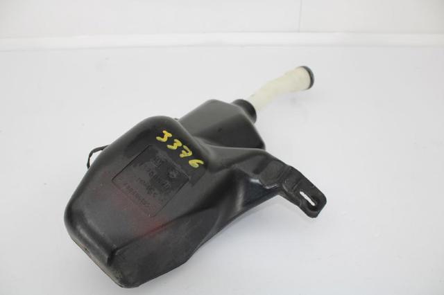 Zbiorniczek spryskiwacza szyb 13260579 OPEL