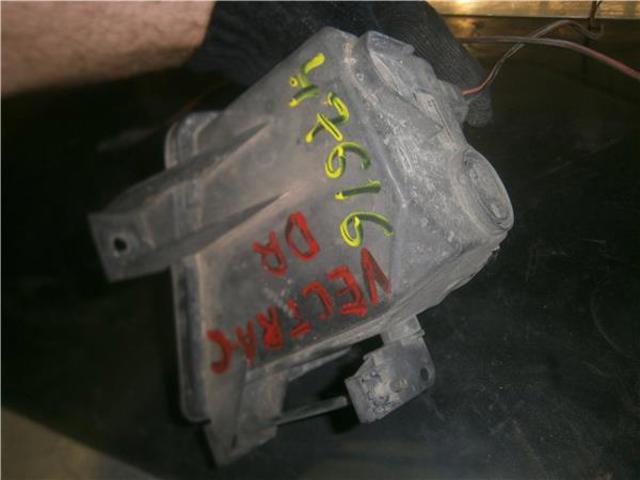 Lampa przeciwmgielna prawa 13261994 OPEL