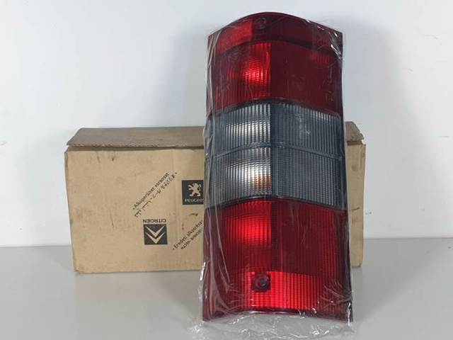 Lampa zespolona tylna lewa 1326359080 PEUGEOT