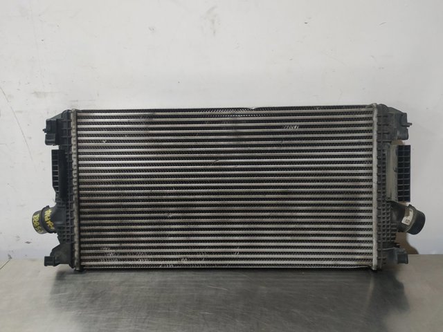 Chłodnica intercoolera 13267647 OPEL