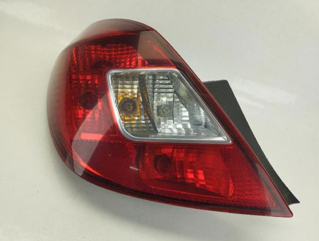 Lampa zespolona tylna lewa 13269050 OPEL