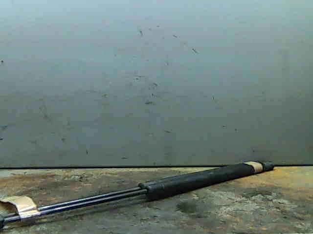 Amortyzator klapy bagażnika (3/5 drzwi-tylnych) 132739 OPEL