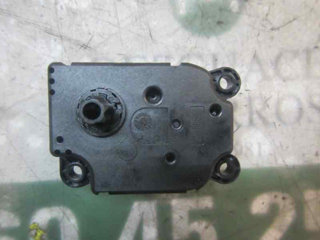 Silniczek klapy nagrzewnicy 13276240 OPEL