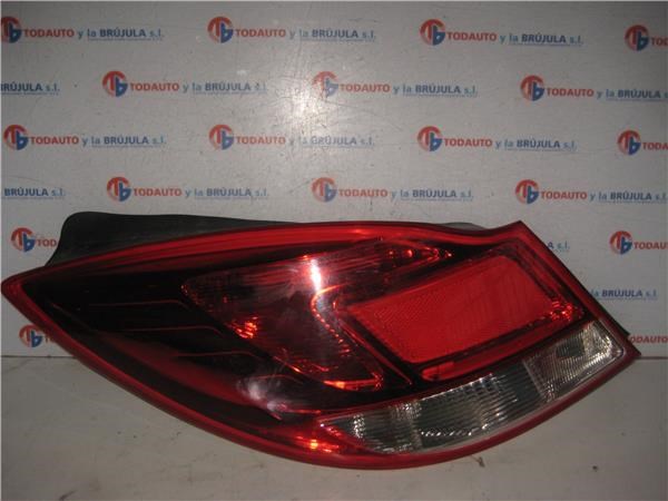 Lampa zespolona tylna lewa 13279621 OPEL