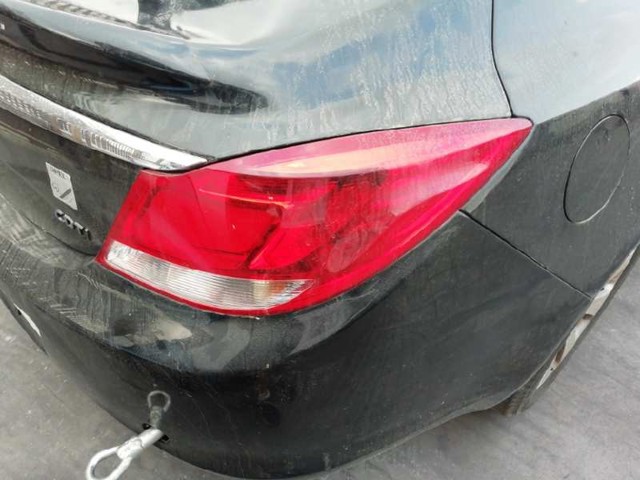 Lampa zespolona tylna prawa 13279622 OPEL