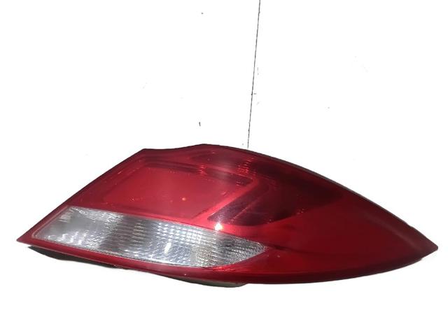 Lampa zespolona tylna prawa 13279622 OPEL