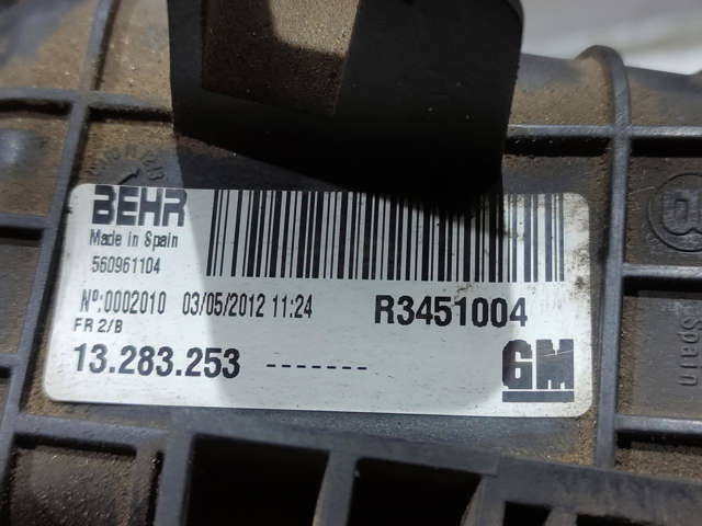 Chłodnica intercoolera 13283253 OPEL