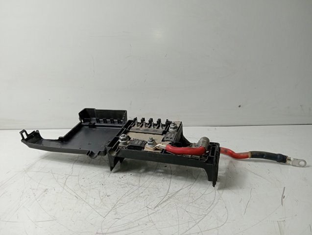 Skrzynka bezpieczników 13285113 OPEL
