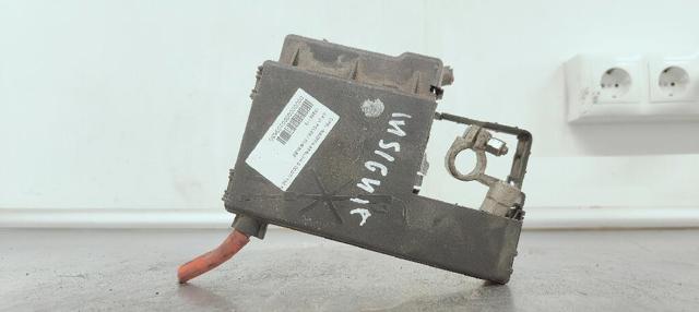Skrzynka bezpieczników 13285113 OPEL