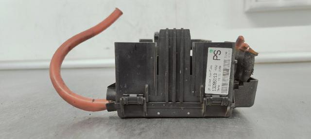 Skrzynka bezpieczników 13285113 OPEL