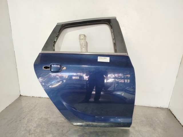 Drzwi tylne prawe 13285611 OPEL