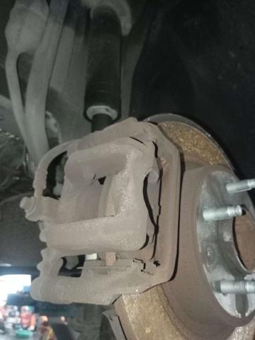 Zacisk hamulcowy tylny prawy 13300862 GM