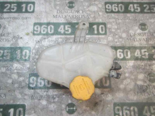 Zbiornik wyrównawczy Opel Corsa
