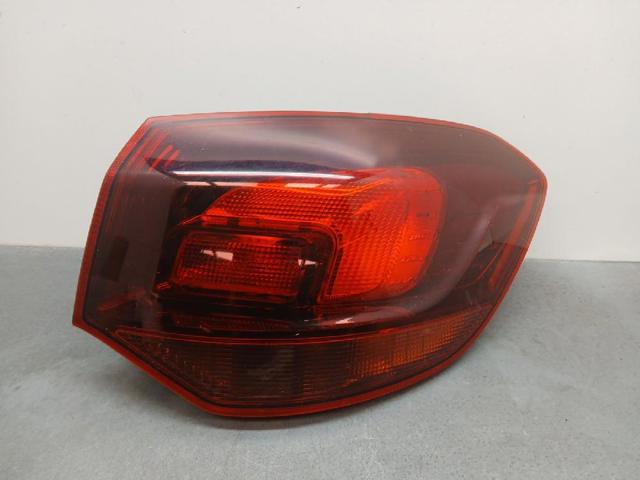 Lampa zespolona tylna prawa 13314051 OPEL