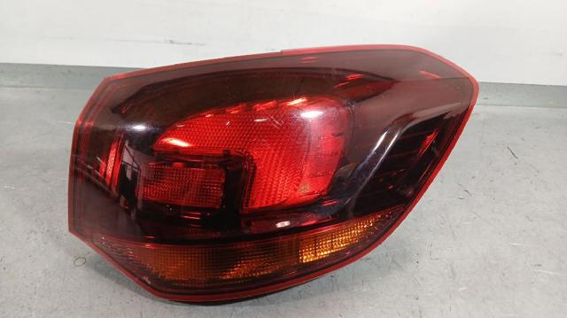 Lampa zespolona tylna prawa 13314051 OPEL