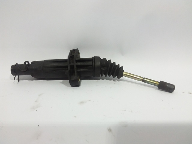 Cylinder roboczy sprzęgła 1331559080 PEUGEOT