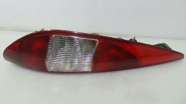 Lampa zespolona tylna lewa 1331601 FORD