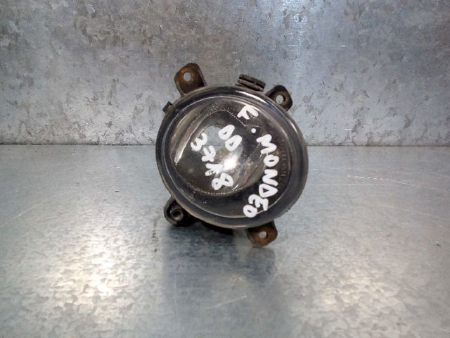 Lampa przeciwmgielna prawa 1331776 FORD