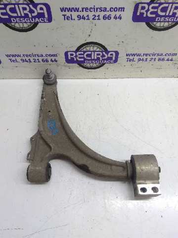 Wahacz zawieszenia przedniego dolny prawy 13321339 OPEL