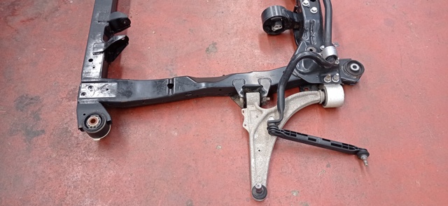 Korpus osi przedniej 13327070 OPEL
