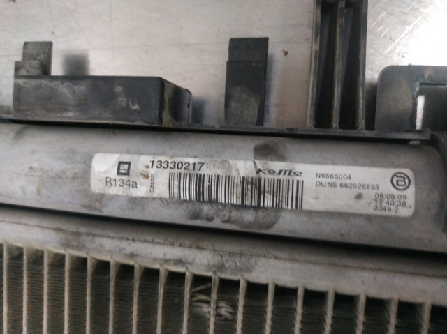 Chłodnica klimatyzacji 13330217 OPEL