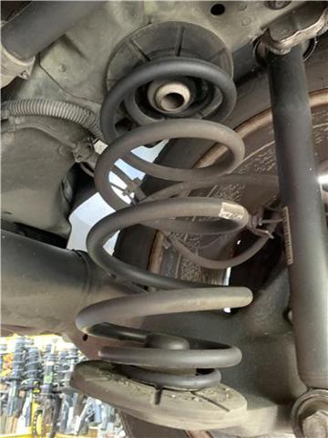 Sprężyna tylna 13333951 OPEL