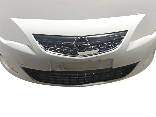 Zderzak przedni Opel Astra 35