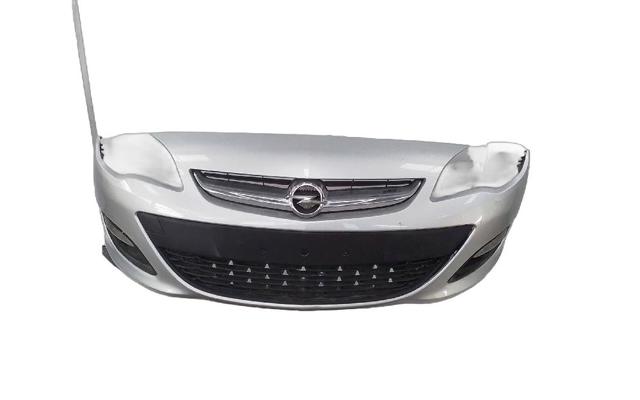 Zderzak przedni Opel Astra 35