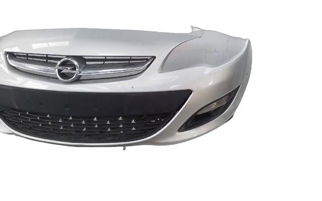 Zderzak przedni Opel Astra 35