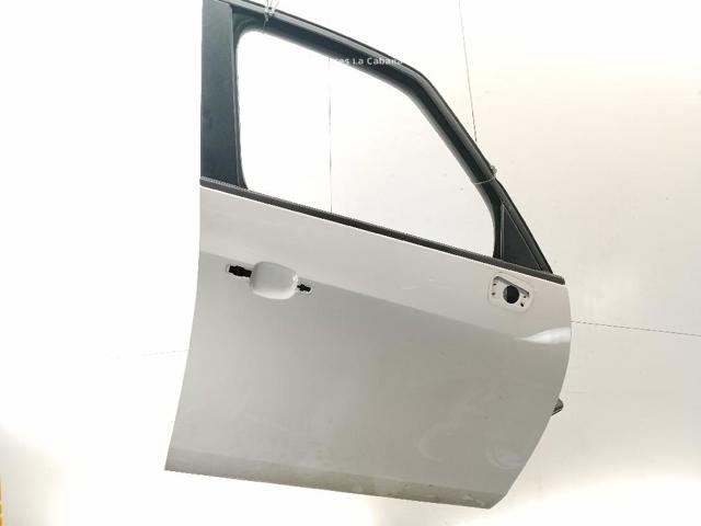 Drzwi przednie prawe do Opel Zafira P12