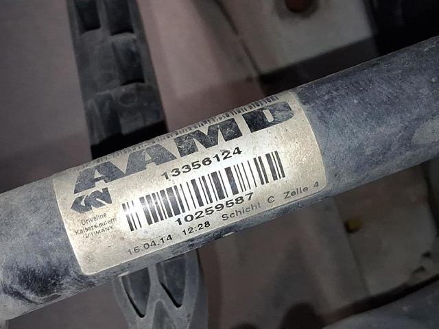 Półoś napędowa przednia prawa 13356124 OPEL