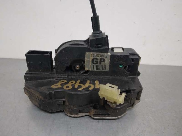 Zamek drzwi przednich prawych 133736 OPEL
