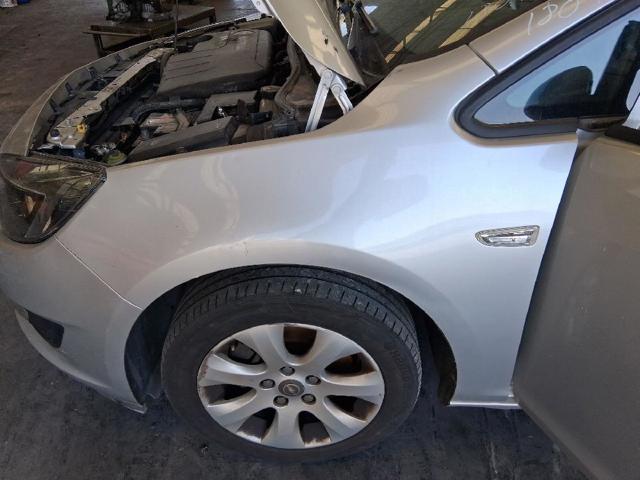 Błotnik przedni lewy 13390002 OPEL