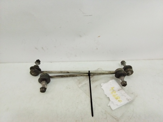 Łącznik stabilizatora przedniego 13391512 OPEL