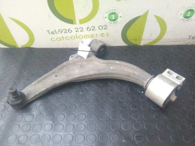 Wahacz zawieszenia przedniego dolny lewy 13401129 OPEL