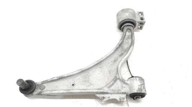 Wahacz zawieszenia przedniego dolny prawy 13401130 OPEL