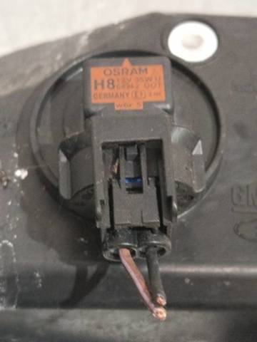 Lampa przeciwmgielna lewa 13401153 OPEL