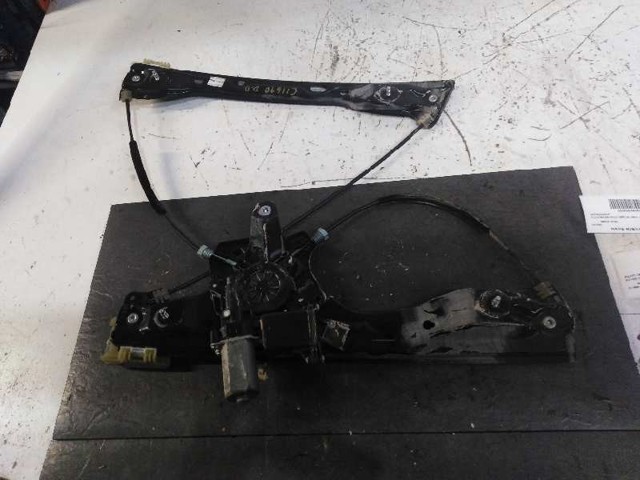 Mechanizm podnoszenia szyby drzwi przednich prawych 13406674 OPEL
