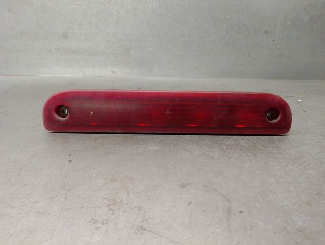 Lampa stop tylna dodatkowa 1340670080 PEUGEOT
