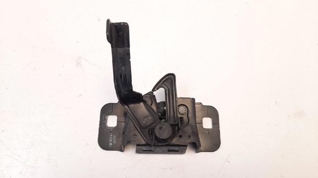 Zamek maski do Opel Astra 
