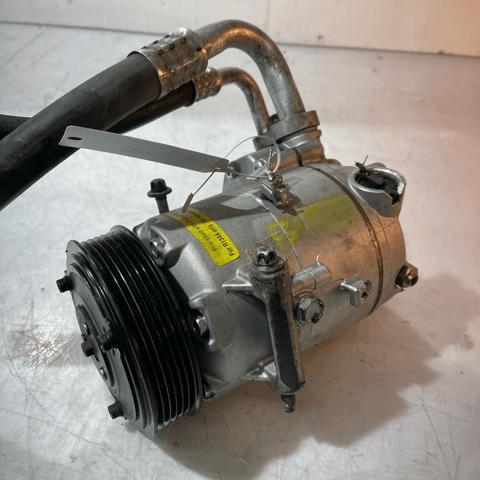 Sprężarka klimatyzacji 13414017 OPEL